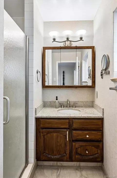 Bath - 8264 E Kenyon Dr, Denver, CO 80237 photo 2 of 4
