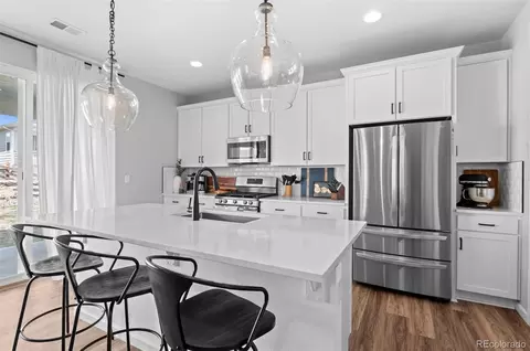 Kitchen - 22033 E Stanford Dr, Aurora, CO 80015 photo 1 of 4