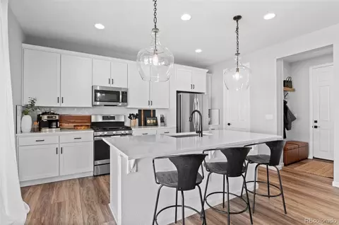 Kitchen - 22033 E Stanford Dr, Aurora, CO 80015 photo 4 of 4