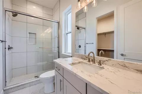 Bath - 5841 Powell Rd, Parker, CO 80134 photo 7 of 10