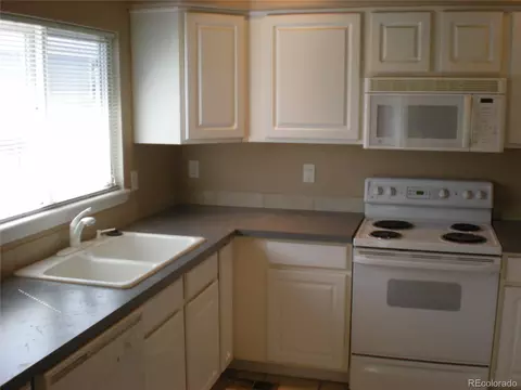 1730 S Helena St, Aurora, CO 80017