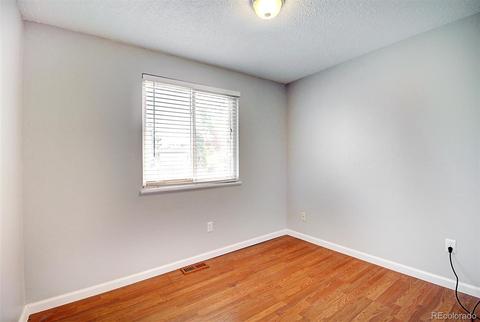 7067 Wright Ct, Arvada, CO 80004 photo 2