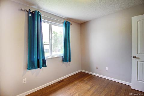 7067 Wright Ct, Arvada, CO 80004 photo 5