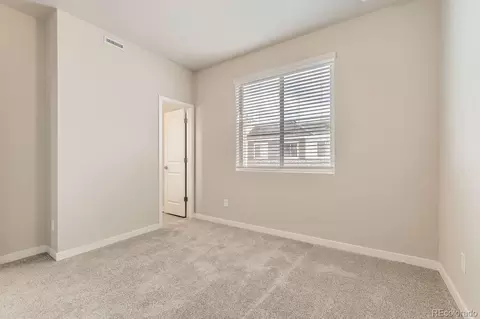 27482 E 1st Ave, Aurora, CO 80018 photo 13
