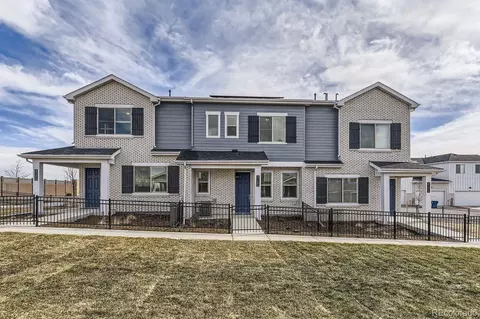 27482 E 1st Ave, Aurora, CO 80018 photo 1