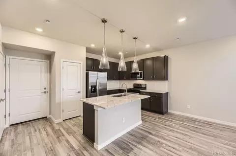 27482 E 1st Ave, Aurora, CO 80018 photo 5