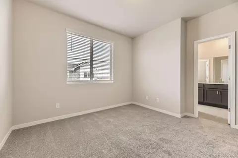 27482 E 1st Ave, Aurora, CO 80018 photo 9