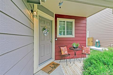 4804 Cornish Ct, Denver, CO 80239 photo 2