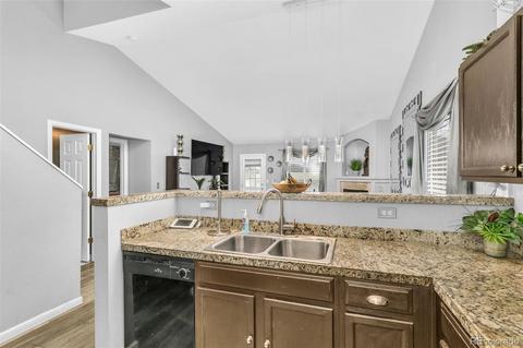 4804 Cornish Ct, Denver, CO 80239 photo 10