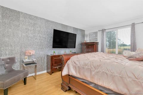 4804 Cornish Ct, Denver, CO 80239 photo 12