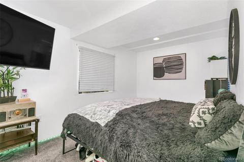 4804 Cornish Ct, Denver, CO 80239 photo 19