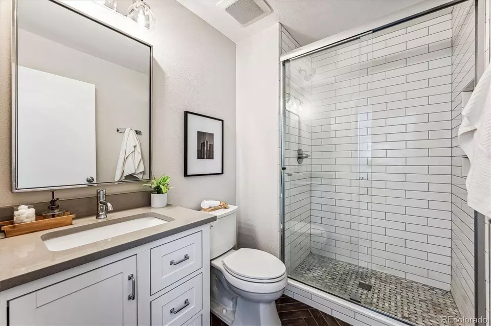 Bath - 1201 Galapago St #99, Denver, CO 80204 photo 1 of 2
