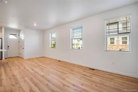 22534 E 6th Pl, Aurora, CO 80018 photo 12