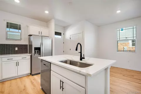 22534 E 6th Pl, Aurora, CO 80018 photo 18