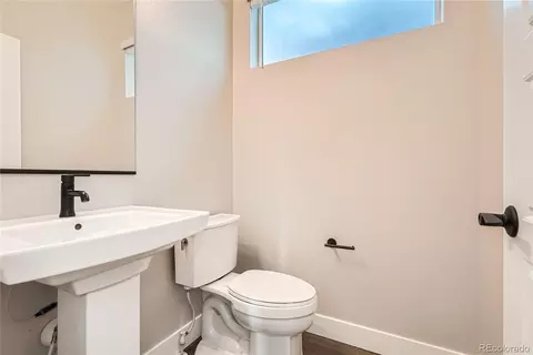 9964 E 63rd Pl, Denver, CO 80238 photo 9