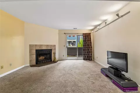Living - 4654 White Rock Cir #4, Boulder, CO 80301 photo 1 of 2
