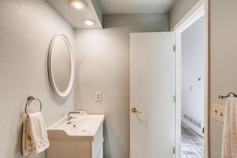 15925 E 7th Ave, Aurora, CO 80011 photo 16