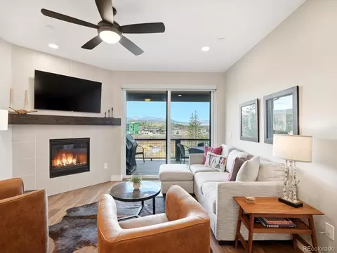 Living - 95 River Run Cir, Fraser, CO 80442 photo 4 of 6