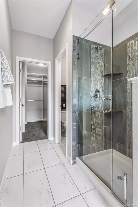 Bath - 9050 E Caley Way, Englewood, CO 80111 photo 4 of 8