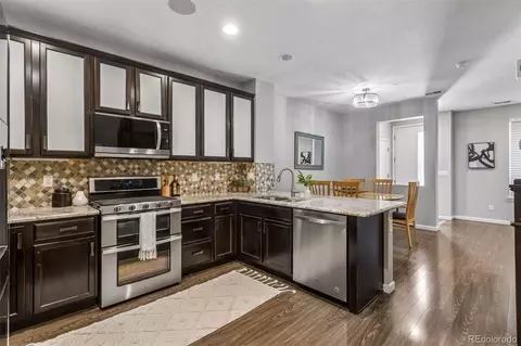 Kitchen - 9050 E Caley Way, Englewood, CO 80111 photo 3 of 6