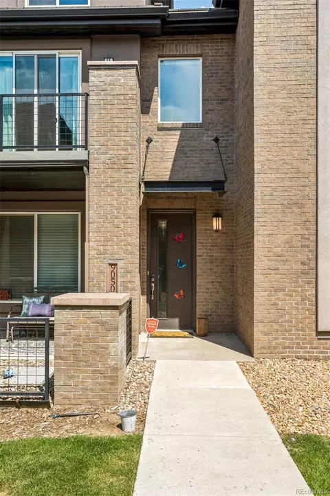 Exterior - 9050 E Caley Way, Englewood, CO 80111 photo 3 of 3