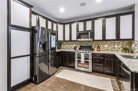 Kitchen - 9050 E Caley Way, Englewood, CO 80111 photo 4 of 6