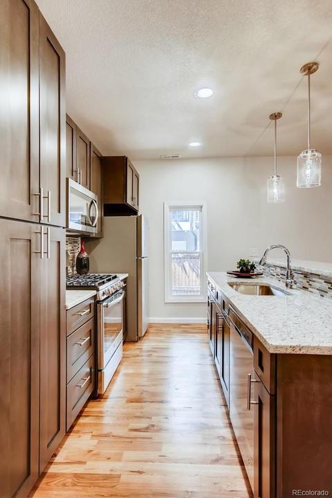 2812 Stout St, Denver, CO 80205 photo 12