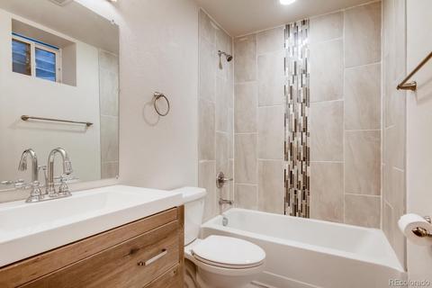 2812 Stout St, Denver, CO 80205 photo 23