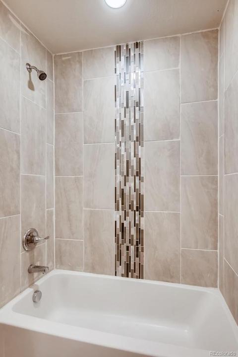 2812 Stout St, Denver, CO 80205 photo 24