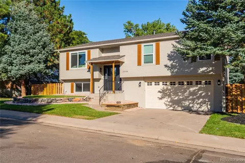 2336 S Eldridge Ct, Lakewood, CO 80228 photo 2