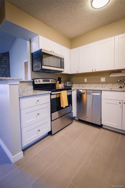 331 Wright St #308, Lakewood, CO 80228 photo 4