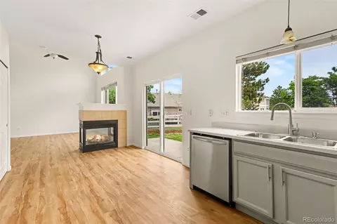 14957 E Maple Pl, Aurora, CO 80012 photo 4