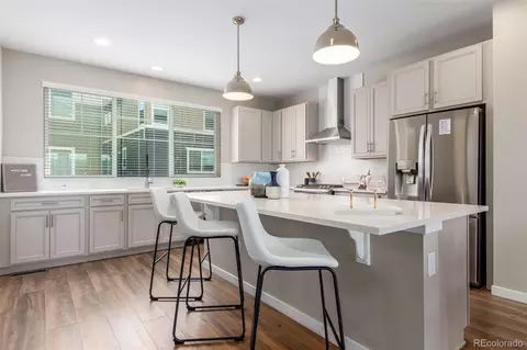 8953 Southurst St, Littleton, CO 80129