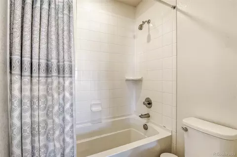 Bath - 10890 Touchstone Loop, Parker, CO 80134 photo 5 of 5