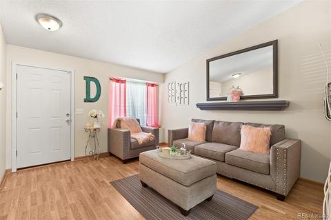 19374 E 40th Pl, Denver, CO 80249 photo 3