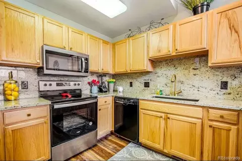 Kitchen - 31 Justin Ct, Silverthorne, CO 80498 photo 1 of 4