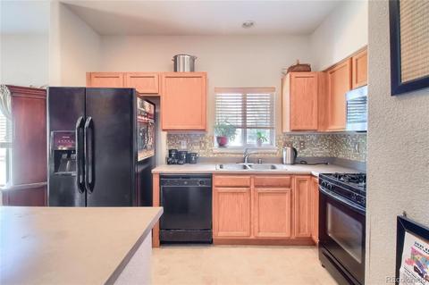 21093 E 40th Pl, Denver, CO 80249 photo 8