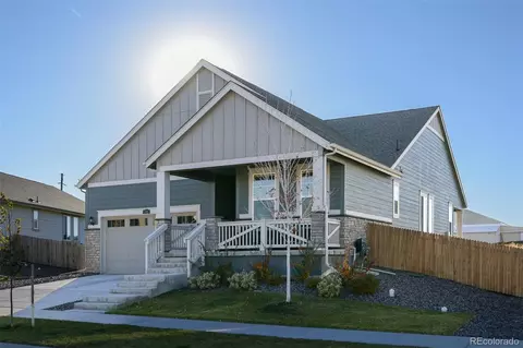 781 S De Gaulle Ct, Aurora, CO 80018