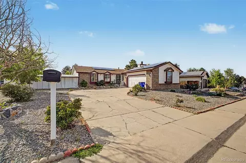 2757 S Salida St, Aurora, CO 80013