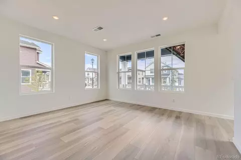 600 Aspen Ave, Bennett, CO 80102 photo 4