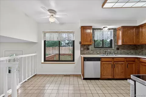 Kitchen - 14702 Eldorado Dr, Aurora, CO 80014 photo 3 of 3