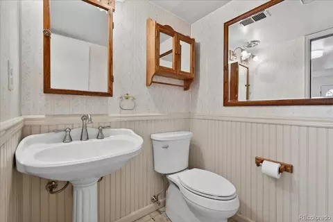 Bath - 14702 Eldorado Dr, Aurora, CO 80014 photo 1 of 5