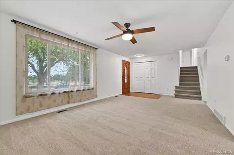 Living - 14702 Eldorado Dr, Aurora, CO 80014 photo 3 of 5