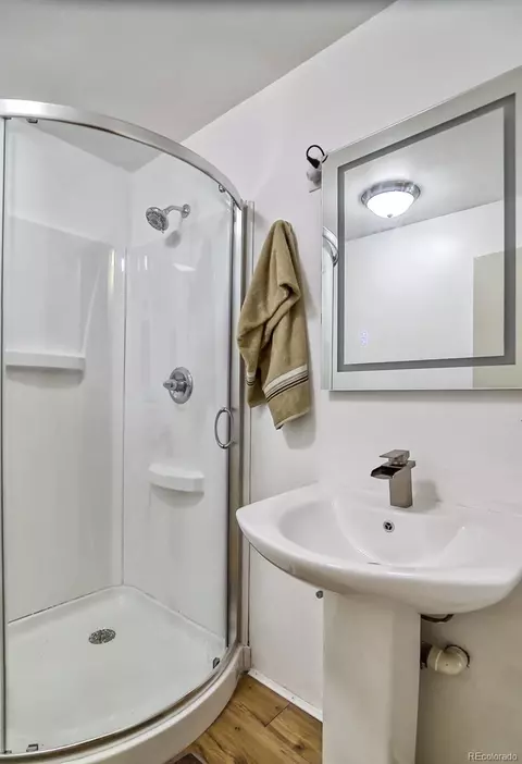 693 E Ave, Limon, CO 80828 photo 13