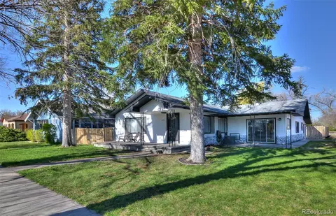 693 E Ave, Limon, CO 80828