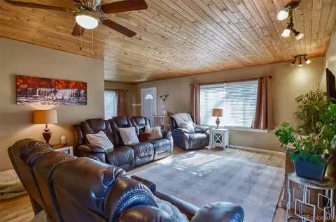 693 E Ave, Limon, CO 80828 photo 5