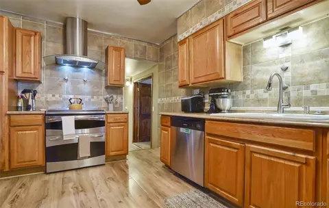 693 E Ave, Limon, CO 80828 photo 8