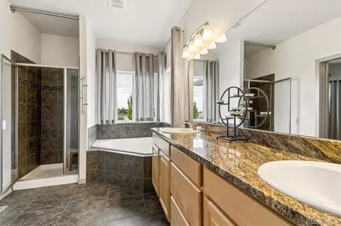 Bath - 10981 E 166th Ave, Brighton, CO 80602 photo 2 of 4