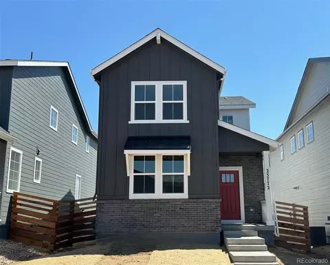 23772 E 33rd Pl, Aurora, CO 80019