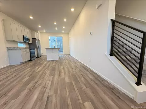 22023 E 38th Pl, Aurora, CO 80019 photo 5